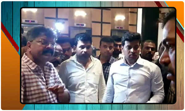 నువ్వు పోలీసువా ? అయితే ఐడెంటిటీ కార్డు చూపు !