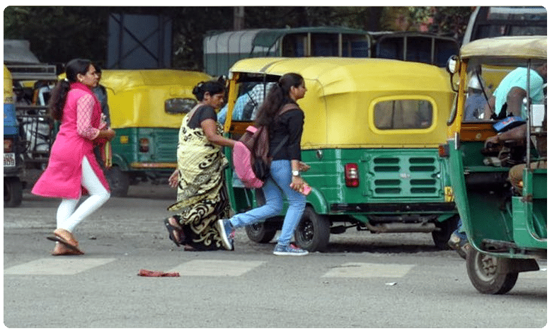 పాదచారుల ప్రాణాలకూ  ముప్పు?