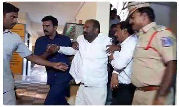 బిగ్ బ్రేకింగ్ : ఆర్టీసీ జేఏసీ నేత అశ్వత్థామరెడ్డి అరెస్ట్
