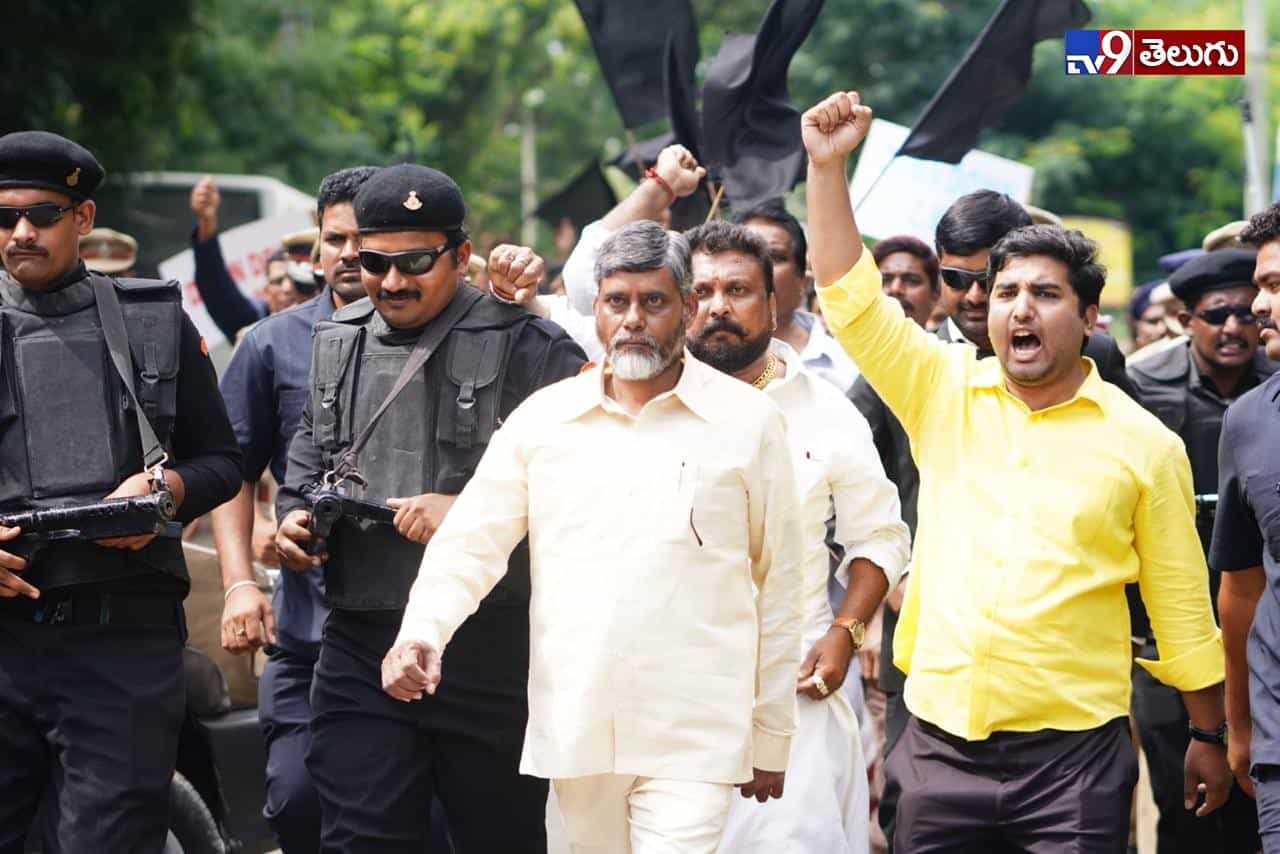 కమ్మ రాజ్యం లో కడప రెడ్లు.RGV ప్రభంజనం