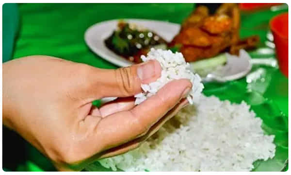 వేగంగా భోజనం చేయడం వల్ల బరువు పెరుగుతారట..!
