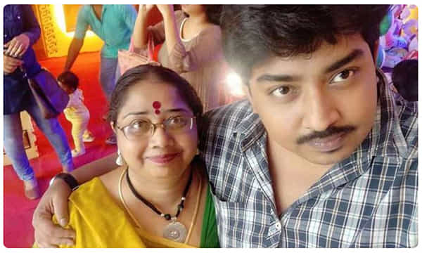 అమ్మకు వరుడు కావాలంటూ.. కొడుకు ట్వీట్...