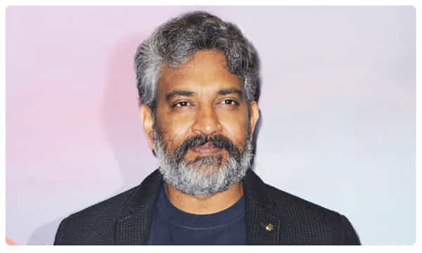 అవేవీ పట్టించుకోని రాజమౌళి.. పెద్ద సాహసమే చేస్తున్నాడా..!
