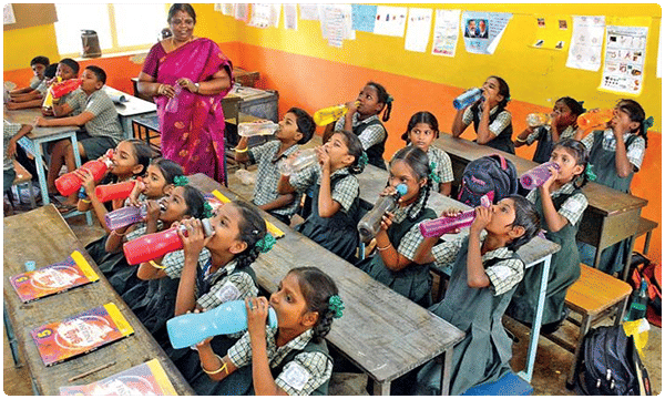 స్కూళ్లలో ఇక వాటర్ బెల్ పిల్లలకు స్పెషల్ రూల్..!