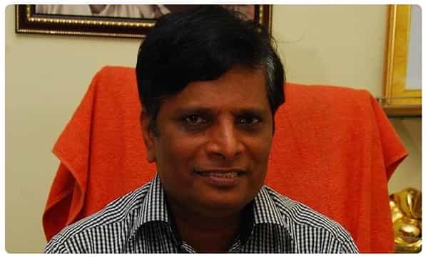 బాలల హక్కుల సంఘం అధ్యక్షుడు అచ్యుత రావు పై కేసు నమోదు