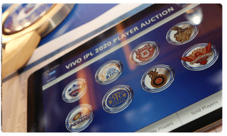 వరస్ట్ క్రిస్మస్ గిఫ్ట్ ఇచ్చినా.. పాప ఫుల్ హ్యాపీ.. వీడియో వైరల్!