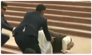 బిగ్ బాస్: వాళ్ళిద్దరి ప్రేమకు సల్మాన్ విలన్ అయ్యాడా.?