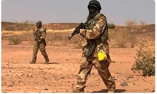 బ్రిటన్ ఎన్నికల్లో ఎన్నారైల హవా.. పాత కొత్తల మేలు కలయిక