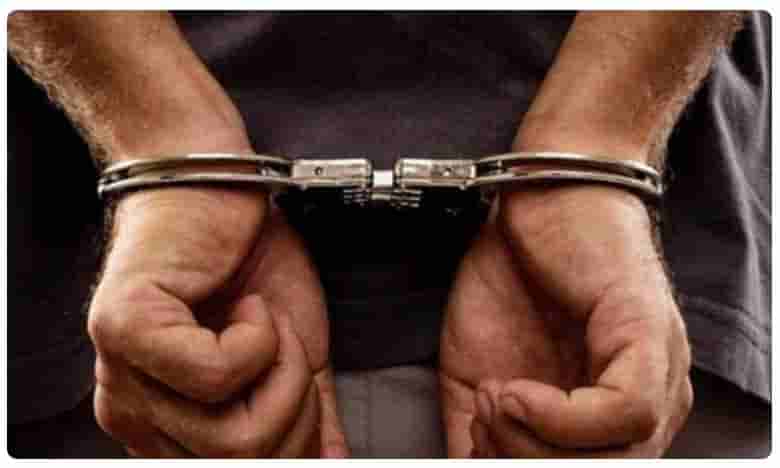 17 ఏళ్ల యువతికి అసభ్యకర మెసేజ్ లు పంపిస్తున్న 40 ఏళ్ల వ్యక్తి అరెస్ట్!