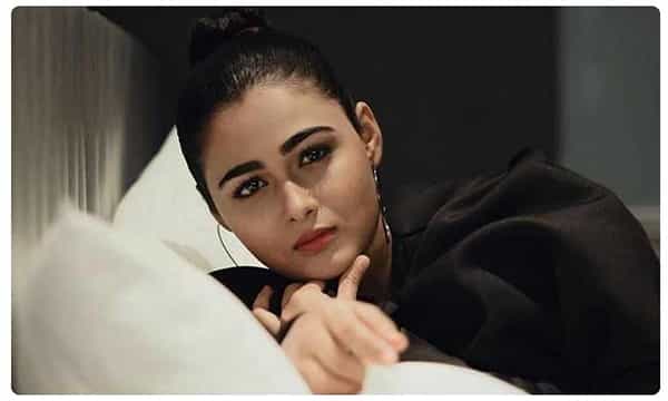 షాలినీపై ఛీటింగ్ కేసు..మ్యాటరేంటంటే బాసూ..!