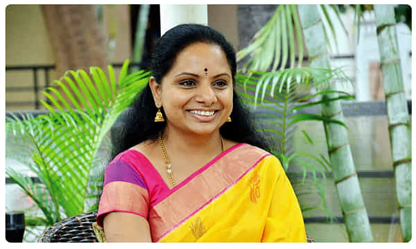 కవిత హిలేరియస్ ట్వీట్..మీరు చూడాల్సిదే బాస్..