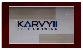 పొలంలో 12 అడుగుల భారీ మొసలి..తర్వాత ఏం జరిగిందంటే..