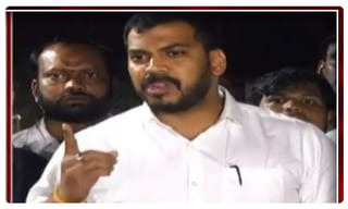 జేఎన్‌యూలో దీపికా పదుకొనే..