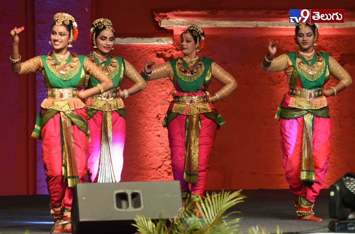 పరేడ్‌గ్రౌండ్‌లో ‘కైట్ ఫెస్టివల్‌’  ఘనంగా ప్రారంభించిన మంత్రులు కేటీఆర్.