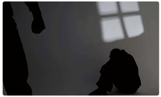 నమ్మకమే బాలిక కొంప ముంచింది.. స్నేహితులే కామ పిశాచులయ్యారు!