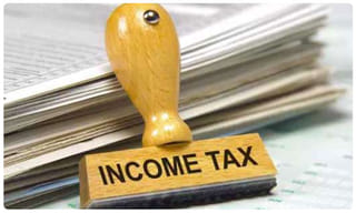 ఆస్పత్రి సిబ్బంది నిర్లక్ష్యం.. రక్తపు మడుగులో పసిబిడ్డ!