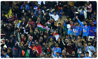 చలించి పోయి.. వేదికపైనే ఏడ్చేసిన సూర్య