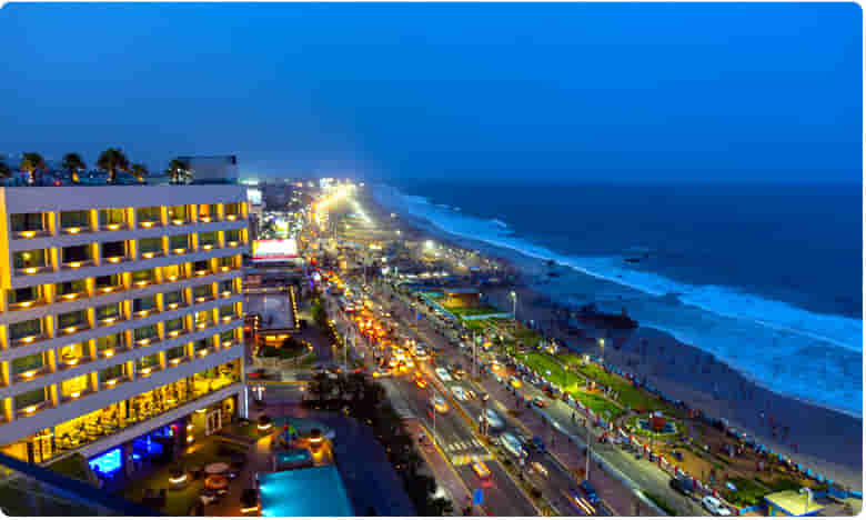 ఆర్కే బీచ్లో అదిరిపోతున్న ఏర్పాట్లు