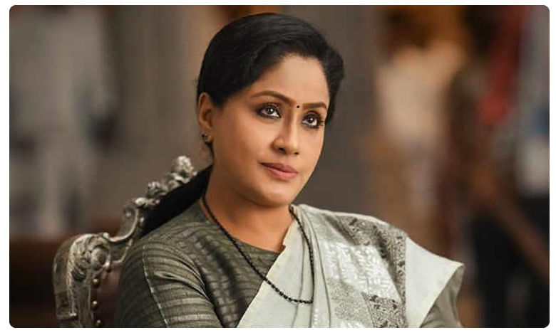 మహేశ్ సీక్రెట్ రివీల్ చేసిన విజయశాంతి..