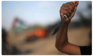 గుంటూరులో పోలీసుల కామకేళి..తల్లీకూతుళ్లపై..