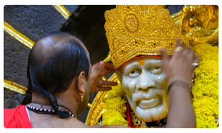 విజయవాడలో హైఅలెర్ట్.. ప్రకాశం బ్యారేజ్ మూసివేత!