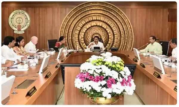 నేడు ఏపీ కేబినెట్ భేటి.. వీటిపైనే చర్చ