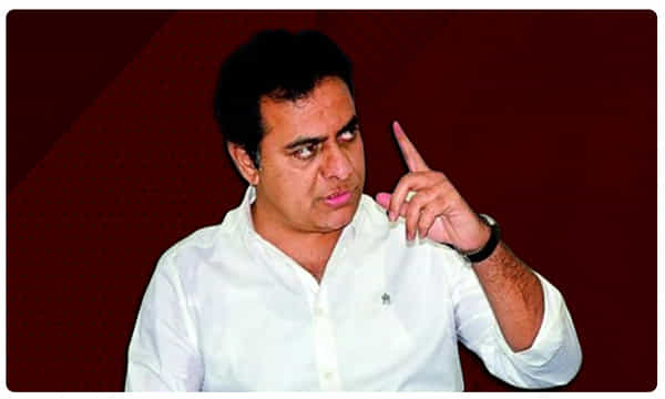 పరిసరాల పరిశుభ్రతతోనే ప్రజారోగ్యం దాగి ఉంది: కేటీఆర్