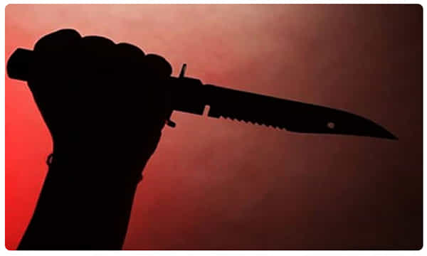 Crime news: కత్తిపోట్లకు దారితీసిన బజ్జీ మిర్చీల గొడవ