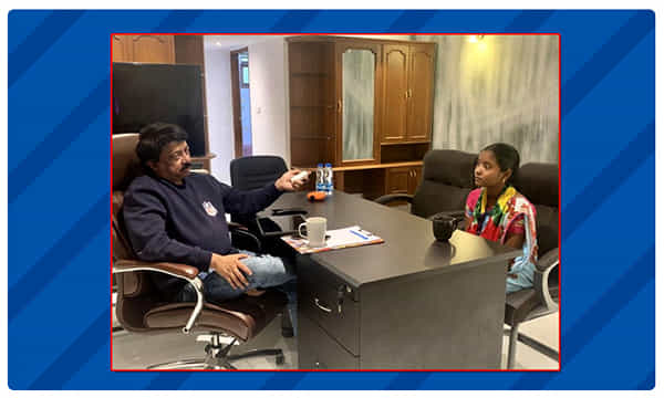 చెన్నకేశవుల భార్యకు బ్లాంక్ చెక్ ఇచ్చిన ఆర్జీవీ!