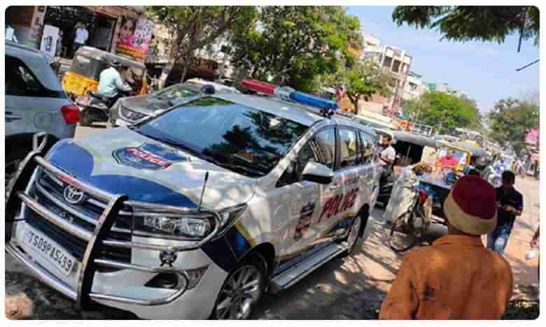 Traffic Violation: సామాన్యుడి ట్వీట్‌తో.. పోలీస్ వాహనానికే..