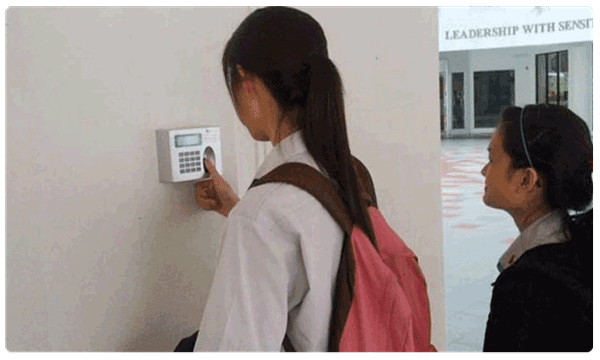 JNTUH: జేఎన్టీయూ కీలక నిర్ణయం.. ఇకపై బయోమెట్రిక్ హాజరు తప్పనిసరి..