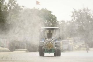 క‌రోనా ఉధృతిః తెలంగాణలో రోజు రోజుకూ కొత్త‌ కేసులు..