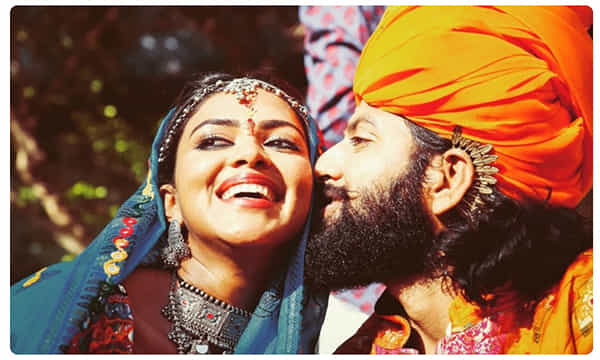 హీరోయిన్ అమాలాపాల్ రెండో పెళ్లి..లిప్ లాక్ పిక్తో హల్చల్..