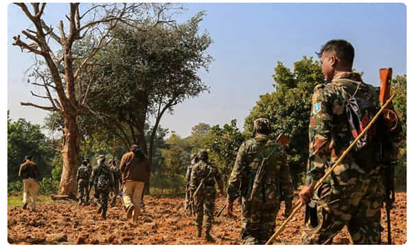 ఎదురుకాల్పుల్లో నలుగురు మావోయిస్టులు హతం