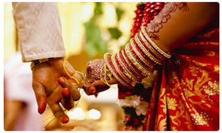 భారత్ వస్తుండగా కూలిన విమానం