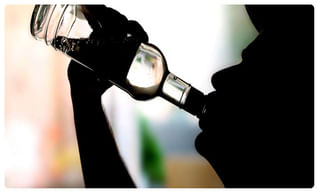 ఇలాంటి వాటిని ప్రచారం చేయడం ఆపండి: ధోని భార్య ఫైర్‌