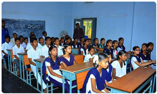 సొరచేపతో కత్రినా కైఫ్ జలకాలాటలు