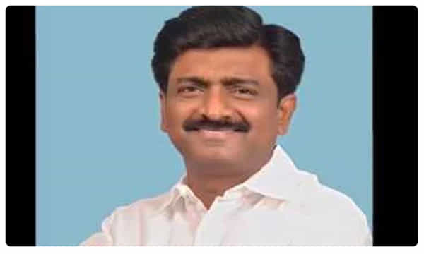 BREAKING : బీటెక్ రవి రాజీనామా...