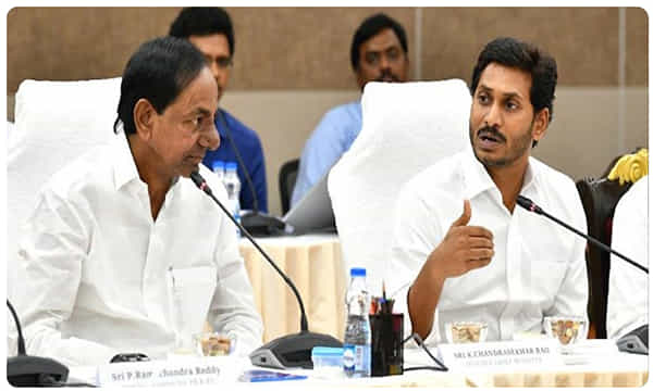 బ్రేకింగ్ న్యూస్: రెండు తెలుగు రాష్ట్రాల బోర్డర్లు బంద్