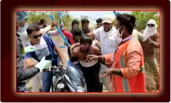 మధ్యప్రదేశ్: శానిటేషన్ వర్కర్ దుస్తులు చించి.. దాడి