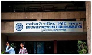 దేవాలయంలో పూజలు.. లాక్‌డౌన్‌ నిబంధనలు ఉల్లంఘించారని ఐదుగురి అరెస్ట్..