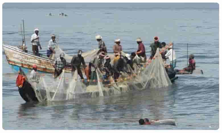 మత్స్యకారుల కోసం.. రూ.3 కోట్లు విడుదల చేసిన.. ఏపీ సర్కార్..