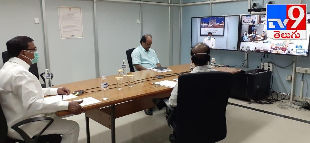 ధాన్యం కొనుగోలు కేంద్రాలను ప్రారంభించిన మంత్రి నిరంజన్ రెడ్డి