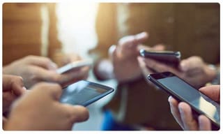 కరోనా రోగులకు చికిత్స చేసే వైద్య సిబ్బందికి అధ్వాన్న గదులు.. యూపీ నిర్వాకం