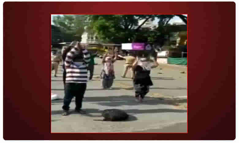 లాక్డౌన్ ఉల్లంఘిస్తే అంతే సంగతులు.. పూణె పోలీసుల శిక్షలు చూస్తే షాక్ తినాల్సిందే..!