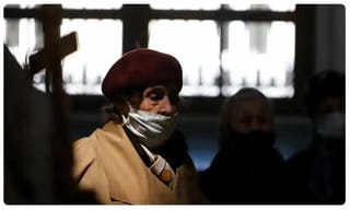 తలసేమియా రోగుల కోసం.. మెగాస్టార్ రక్తదానం..