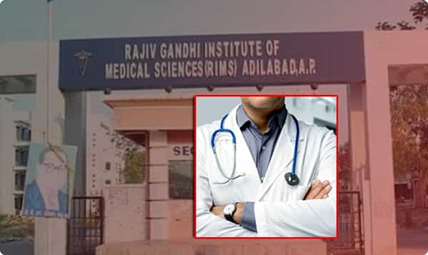 ఆదిలాబాద్ జిల్లా కేంద్రంలో వైద్యుడి నిర్వాకం.. ఢిల్లీ వెళ్లి వచ్చి ఇలా చేయడమా..?