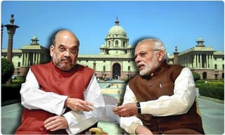 ప్రియుడిపై పెట్రోల్ పోసి నిప్పంటించిన ప్రియురాలు