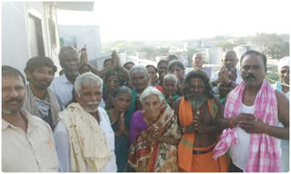 న‌డిరోడ్డుపై మృత‌దేహం..గ్రామంలోకి అనుమ‌తించ‌ని స్థానికులు, బంధువులు