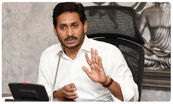 ఏపీలో ఏకంగా 32 వేల మందికి కరోనా పరీక్షలు.. జగన్ సంచలన ఆదేశం